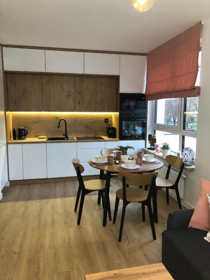 Apartament Pileckiego Nowy Dwor Mazowiecki Modlin Airport Екстериор снимка