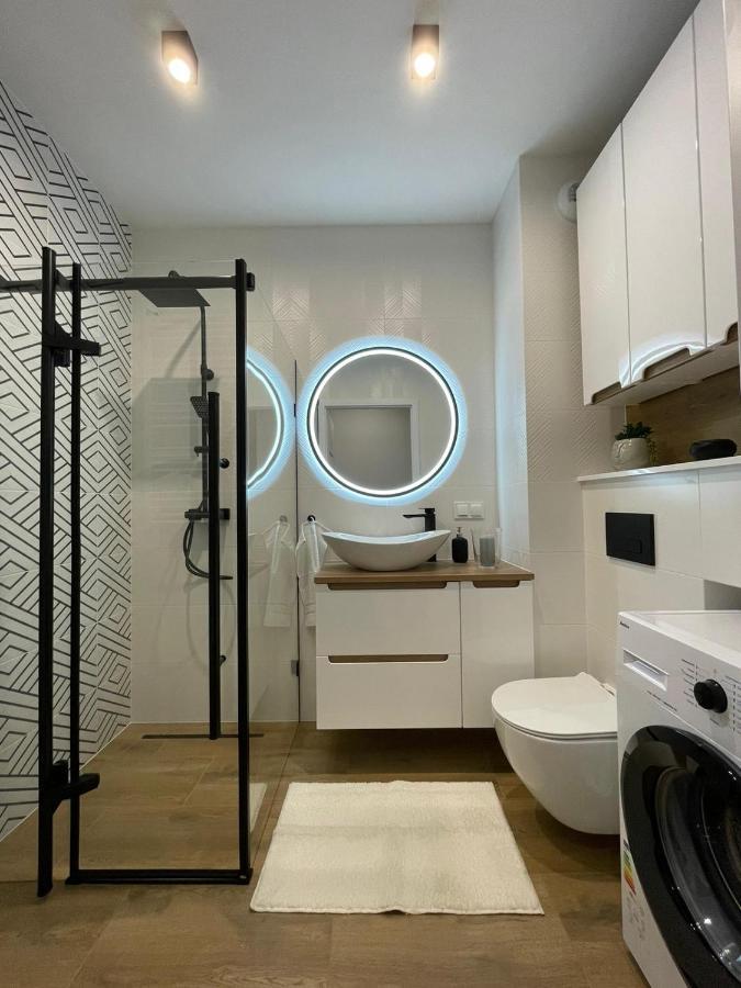 Apartament Pileckiego Nowy Dwor Mazowiecki Modlin Airport Екстериор снимка