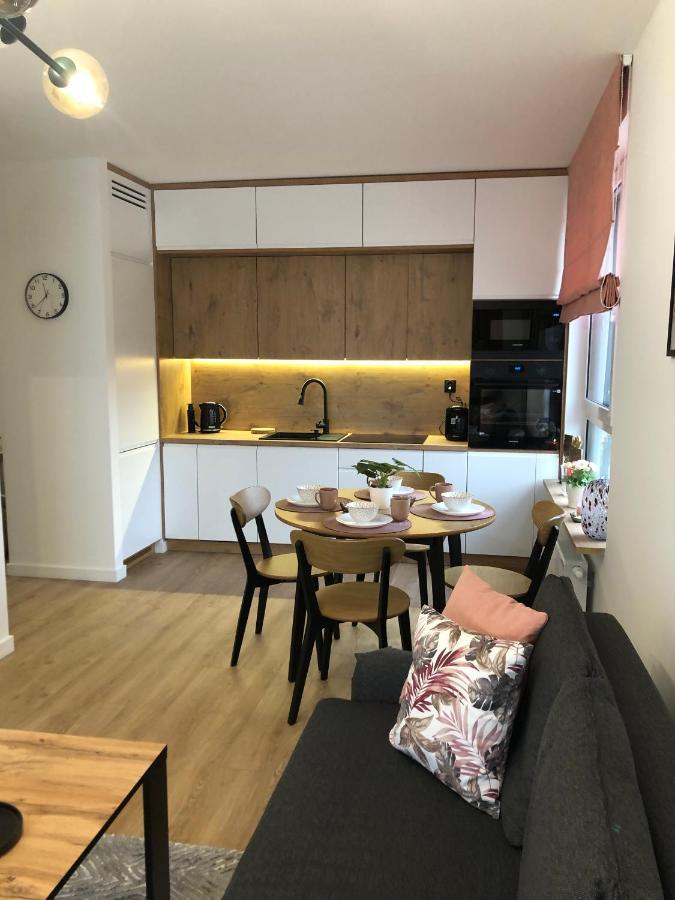 Apartament Pileckiego Nowy Dwor Mazowiecki Modlin Airport Екстериор снимка