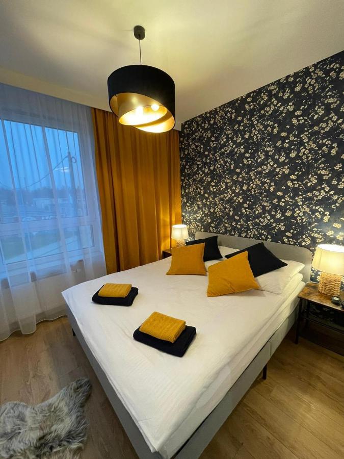 Apartament Pileckiego Nowy Dwor Mazowiecki Modlin Airport Екстериор снимка