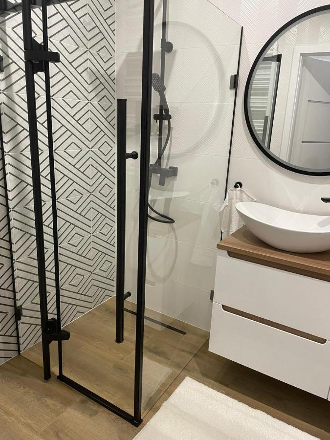 Apartament Pileckiego Nowy Dwor Mazowiecki Modlin Airport Екстериор снимка